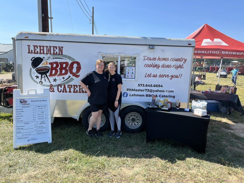 lehmen bbq & catering food truck at community event